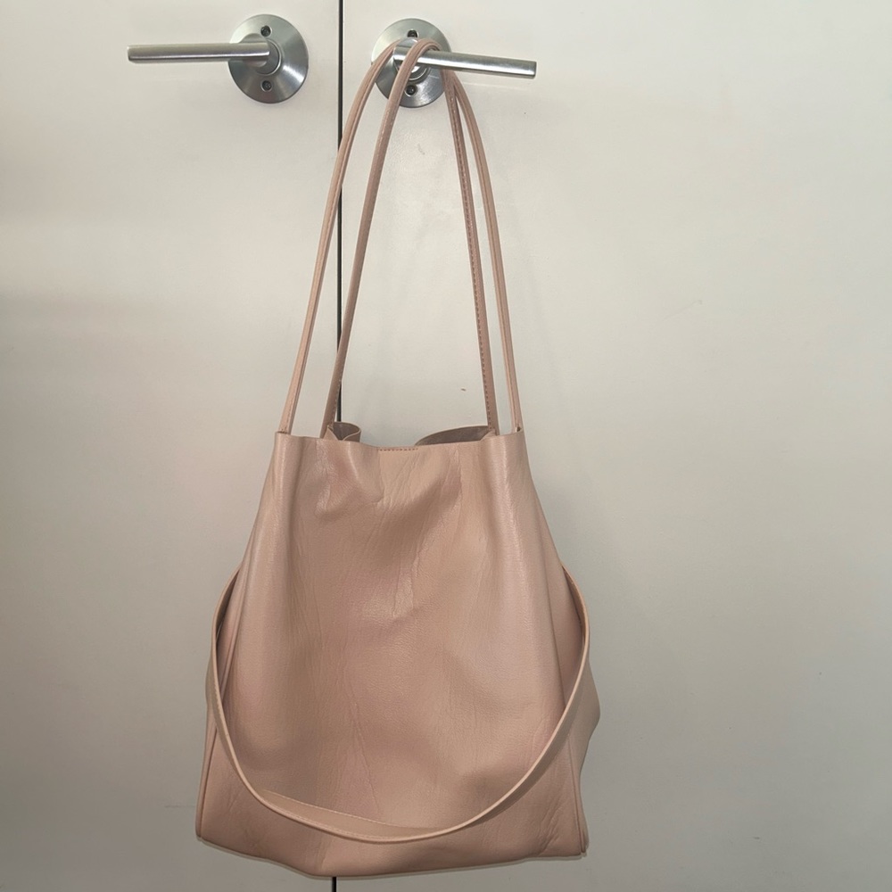 The Hollace Tote